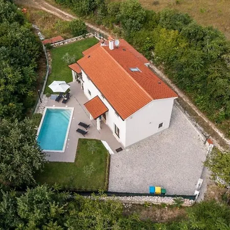 Maya By Guide * Juršići