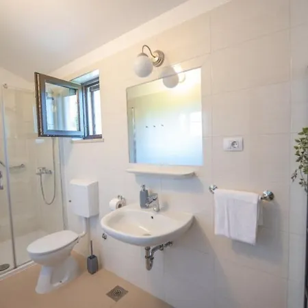 Villa Maya By Guide *