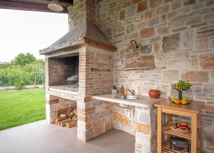 Maya By Guide * Juršići